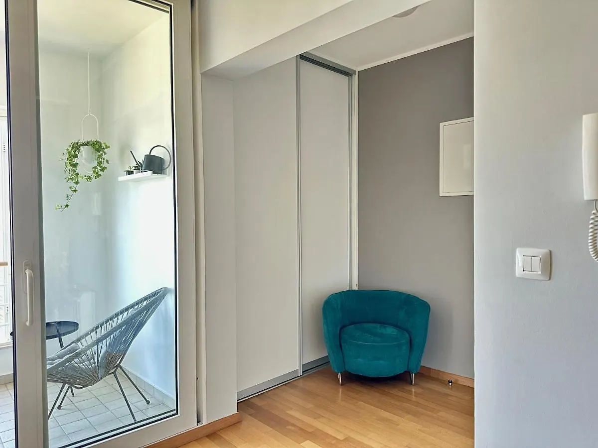 Urban City Aparment Zara