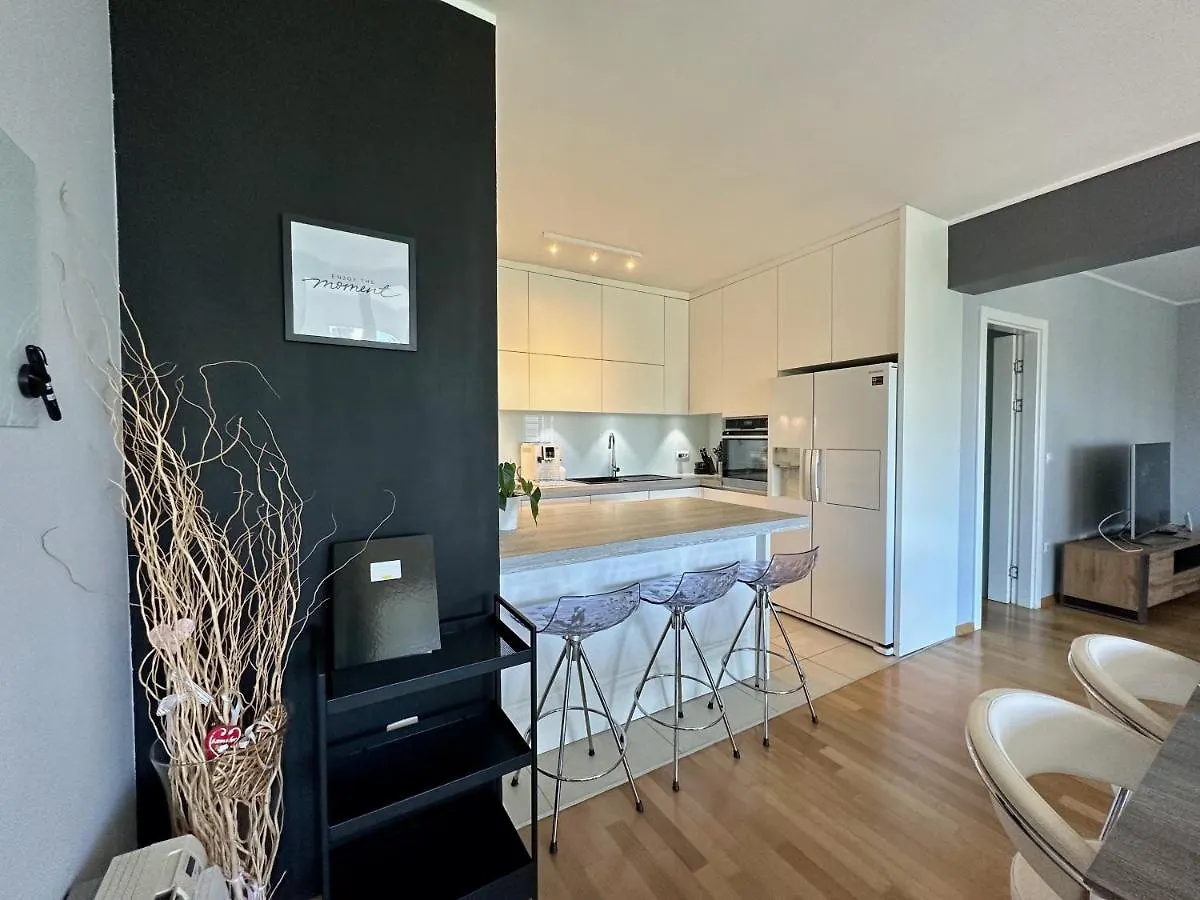 Urban City Aparment Zara